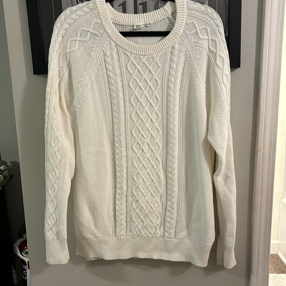 GAP Cable knit Sweater